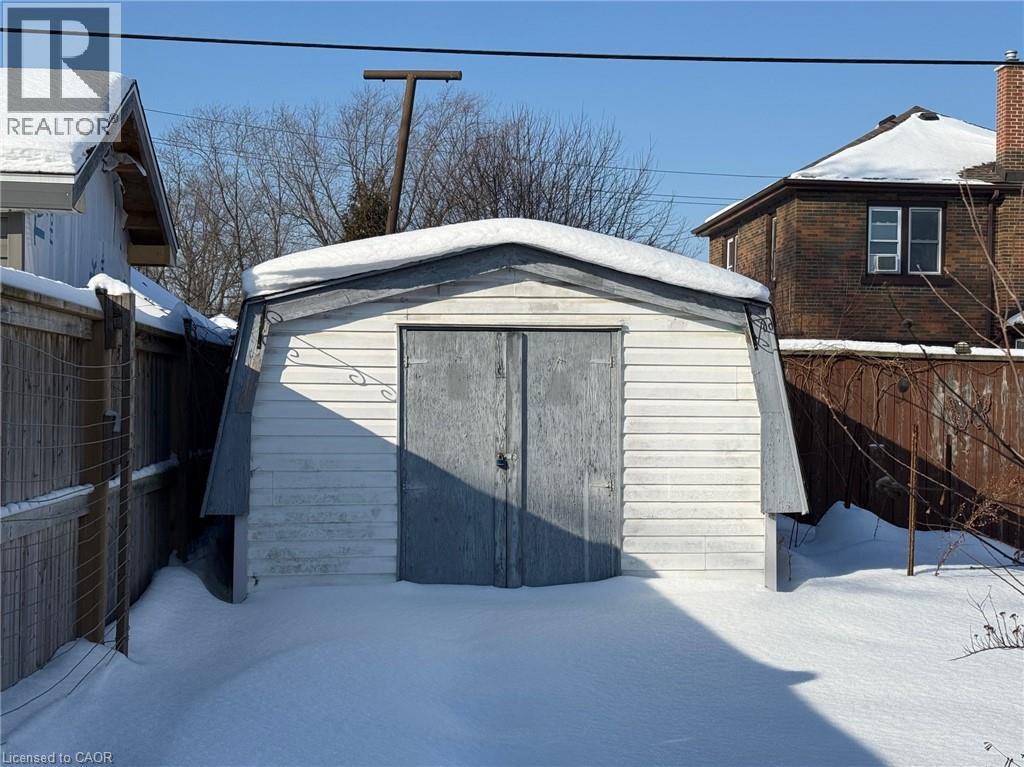 17 Lyons Avenue, Welland, Ontario  L3B 1L8 - Photo 17 - 40802183