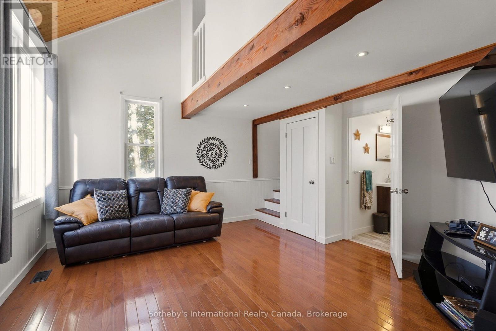 1037 Foreman Road, Muskoka Lakes, Ontario  P0B 1J0 - Photo 16 - X12770758