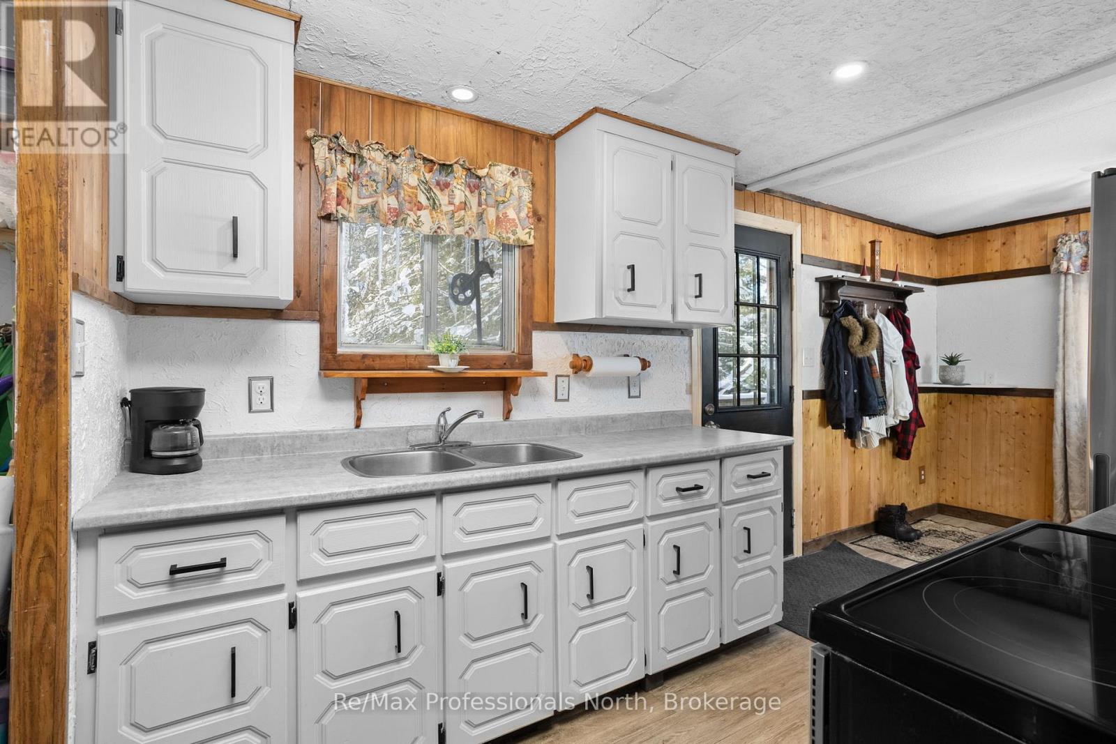 1465 Falkenburg Road, Muskoka Lakes, Ontario  P1L 1X4 - Photo 15 - X12770944