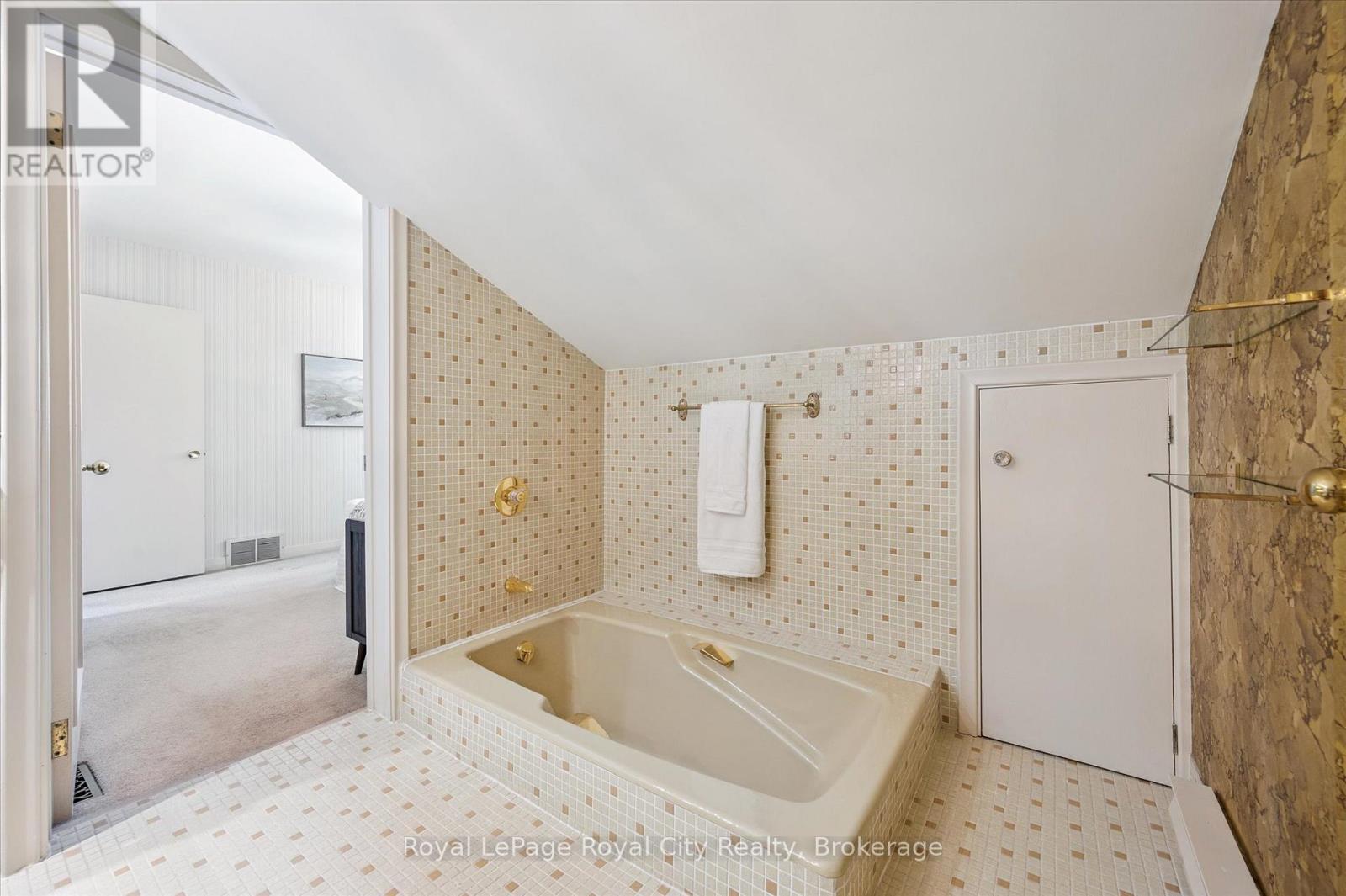 67 Woodside Road, Guelph, Ontario  N1G 2H1 - Photo 38 - X12770970