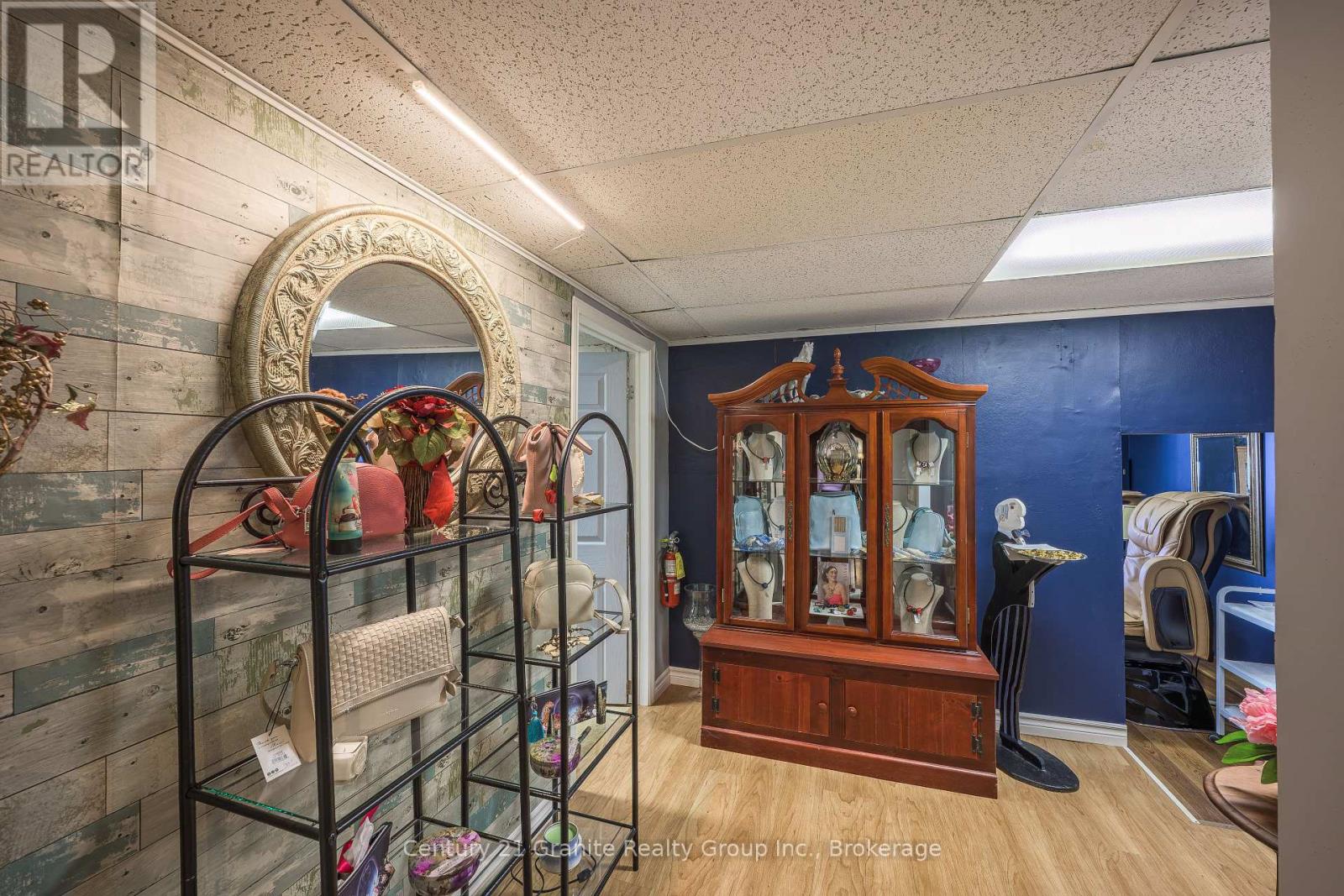 152 Highland Street, Dysart Et Al, Ontario  K0M 1S0 - Photo 16 - X12771076