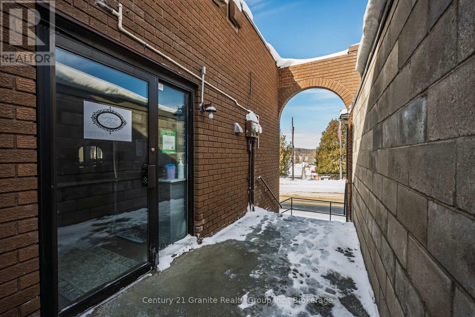 152 Highland Street, Dysart Et Al, Ontario  K0M 1S0 - Photo 21 - X12771076