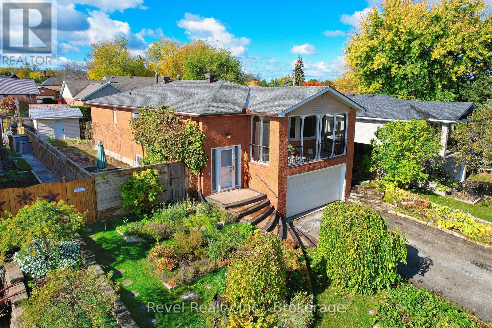 4 Teskey Court, Collingwood, Ontario  L9Y 4R9 - Photo 2 - S12771468