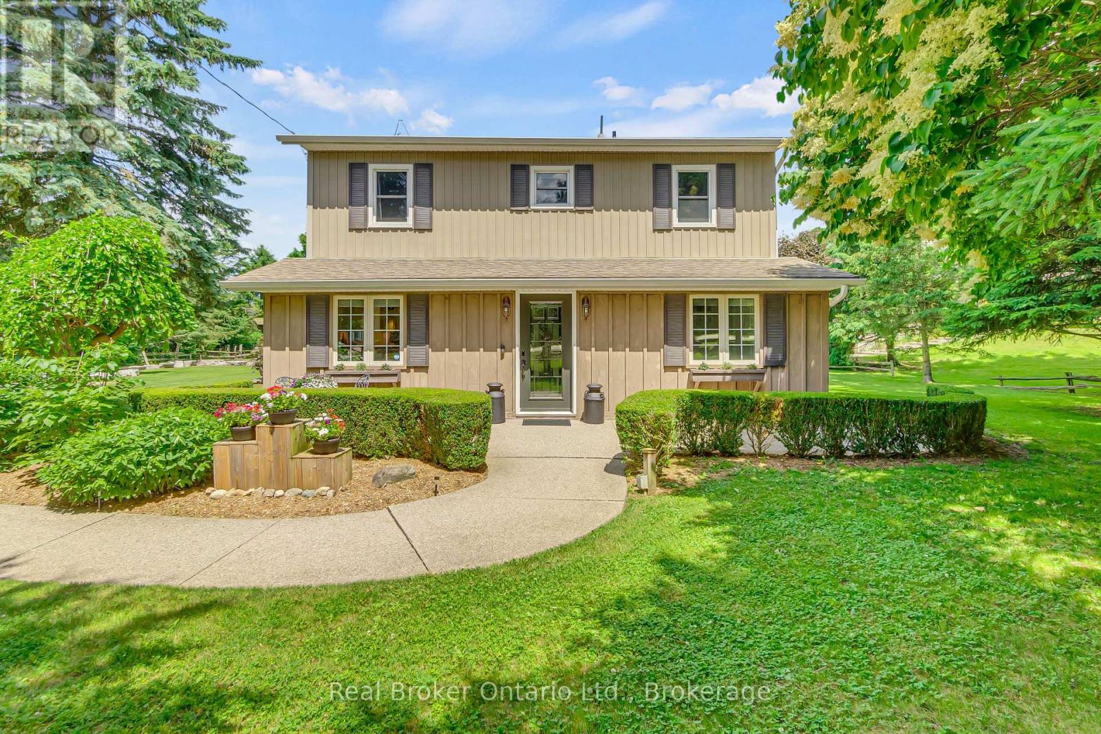 6566 Concession Rd 4 Road, Puslinch, Ontario  N0B 2J0 - Photo 2 - X12771282