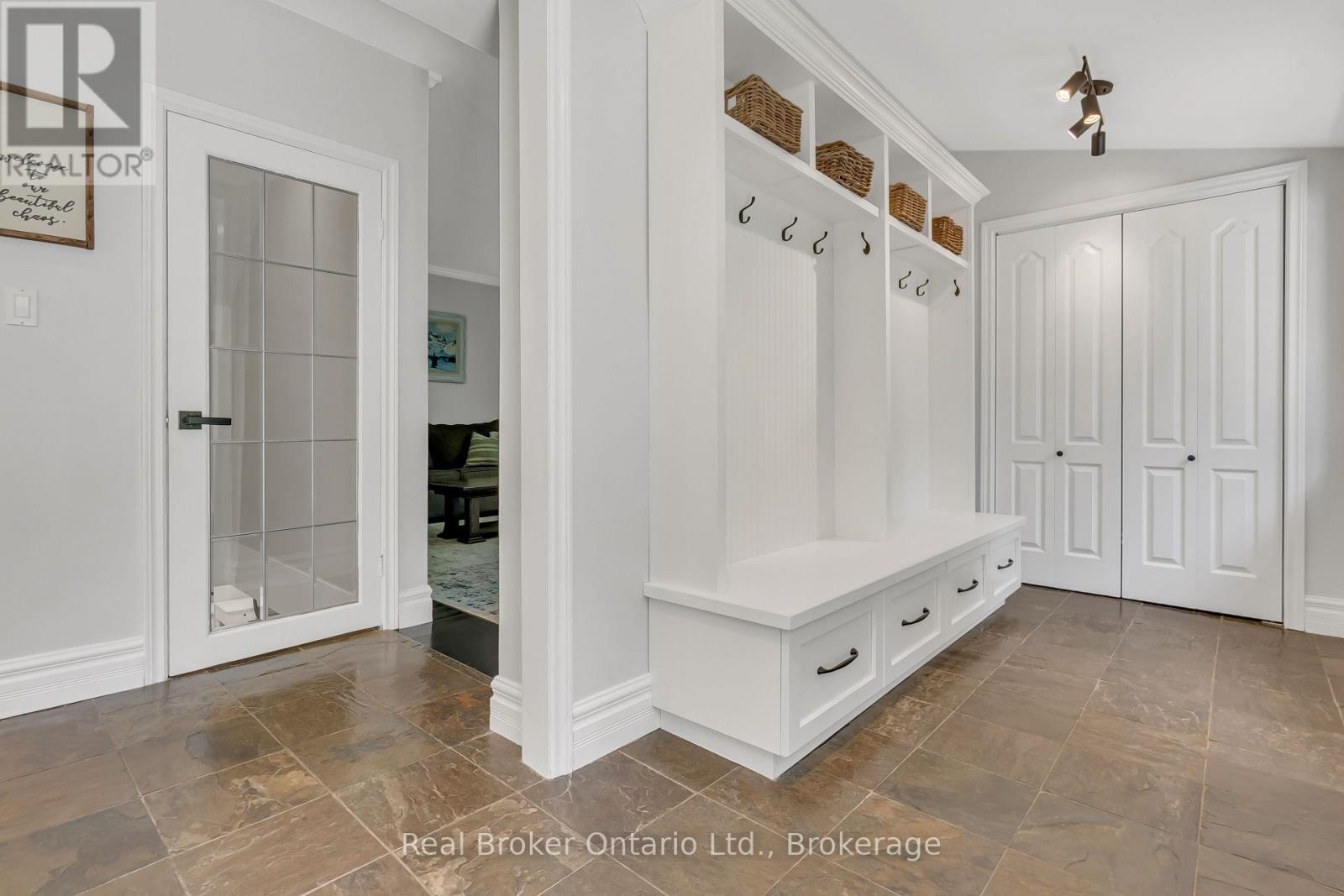 6566 Concession Rd 4 Road, Puslinch, Ontario  N0B 2J0 - Photo 8 - X12771282