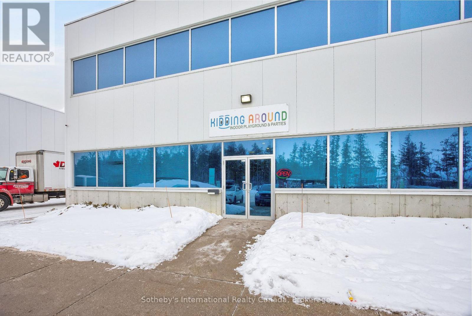 1 - 95 Sandford Fleming Drive, Collingwood, Ontario  L9Y 5A6 - Photo 3 - S12771626