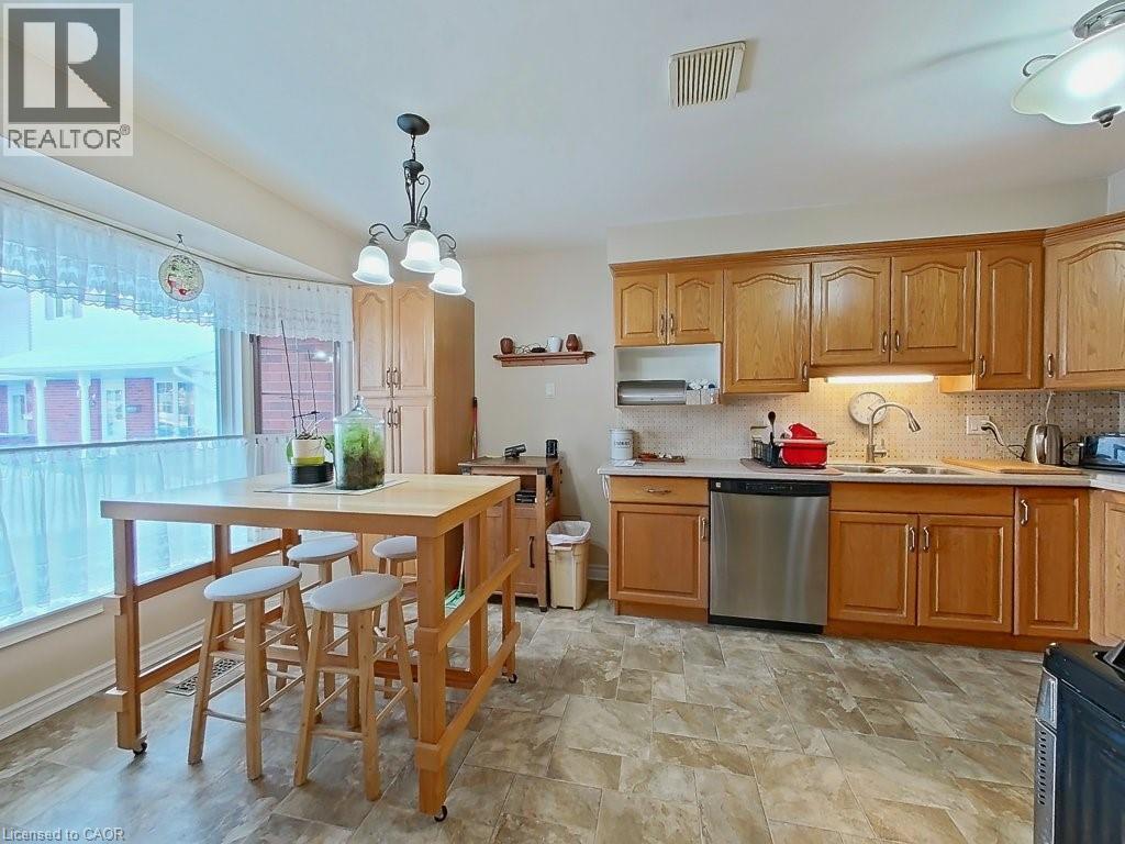 259 Scott Street Unit# 7, St. Catharines, Ontario  L2N 1H9 - Photo 9 - 40801884