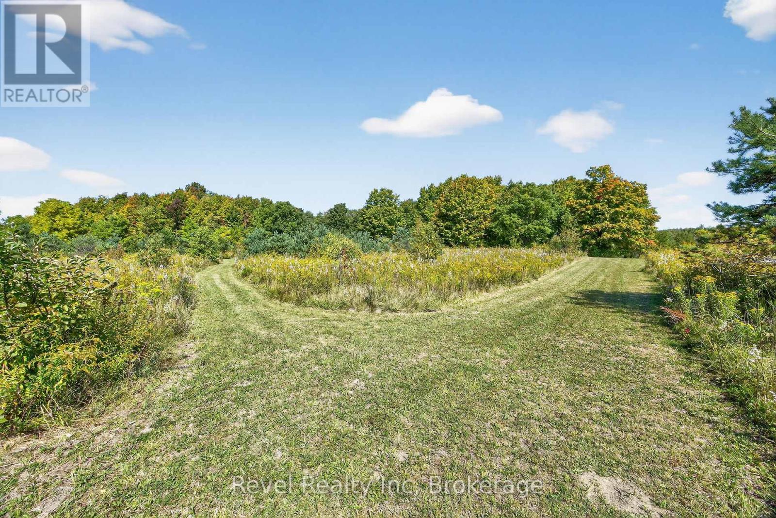 7190 93 Highway, Tiny, Ontario  L0K 2E1 - Photo 40 - S12772826