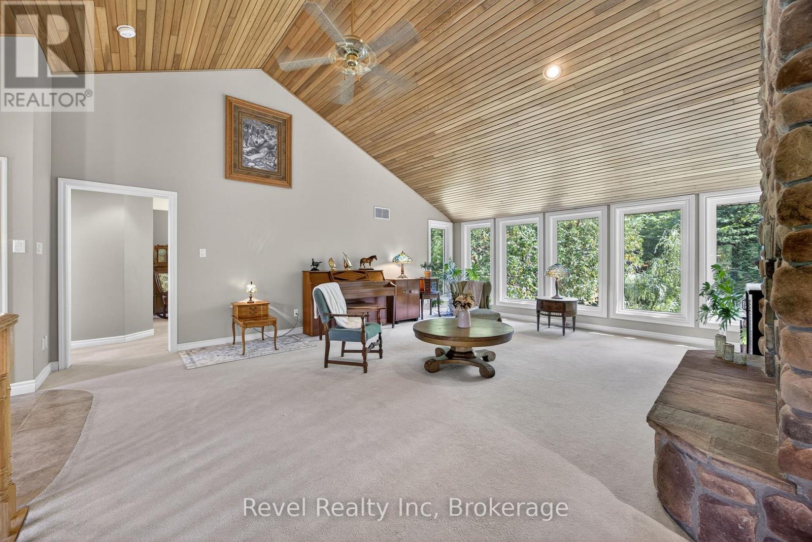 7190 93 Highway, Tiny, Ontario  L0K 2E1 - Photo 9 - S12772826