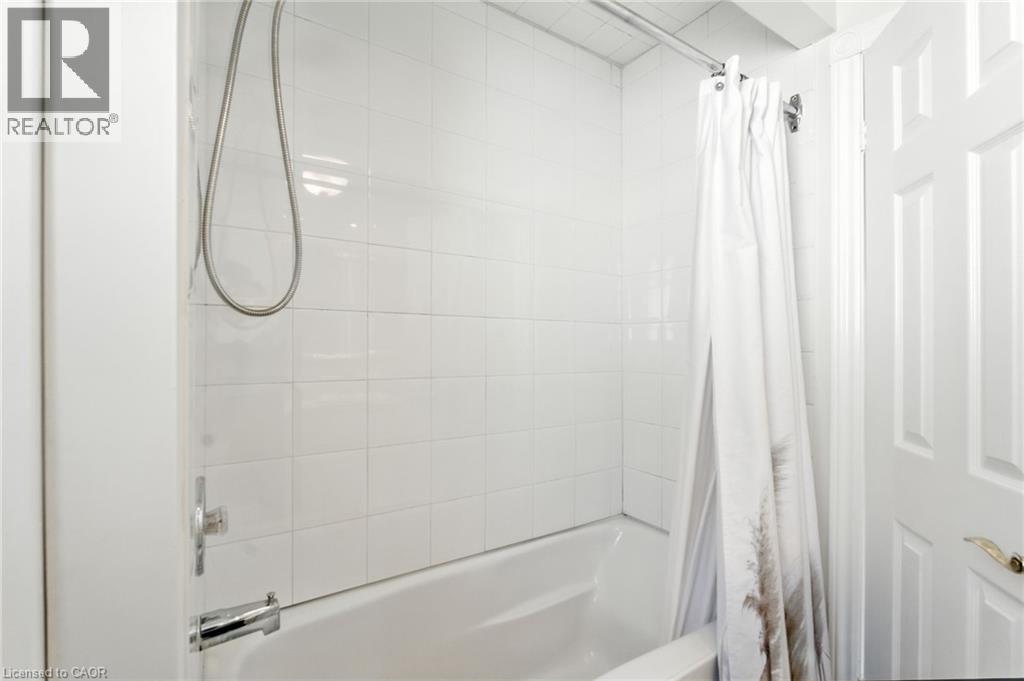 30 Cecil Street, St. Catharines, Ontario  L2N 4B2 - Photo 20 - 40804014