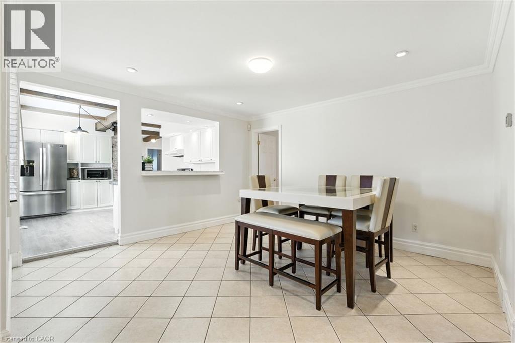 30 Cecil Street, St. Catharines, Ontario  L2N 4B2 - Photo 6 - 40804014