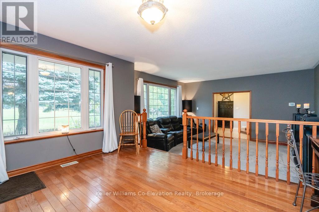 4060 10th Side Road, Bradford West Gwillimbury, Ontario  L3Z 3V2 - Photo 11 - N12773140