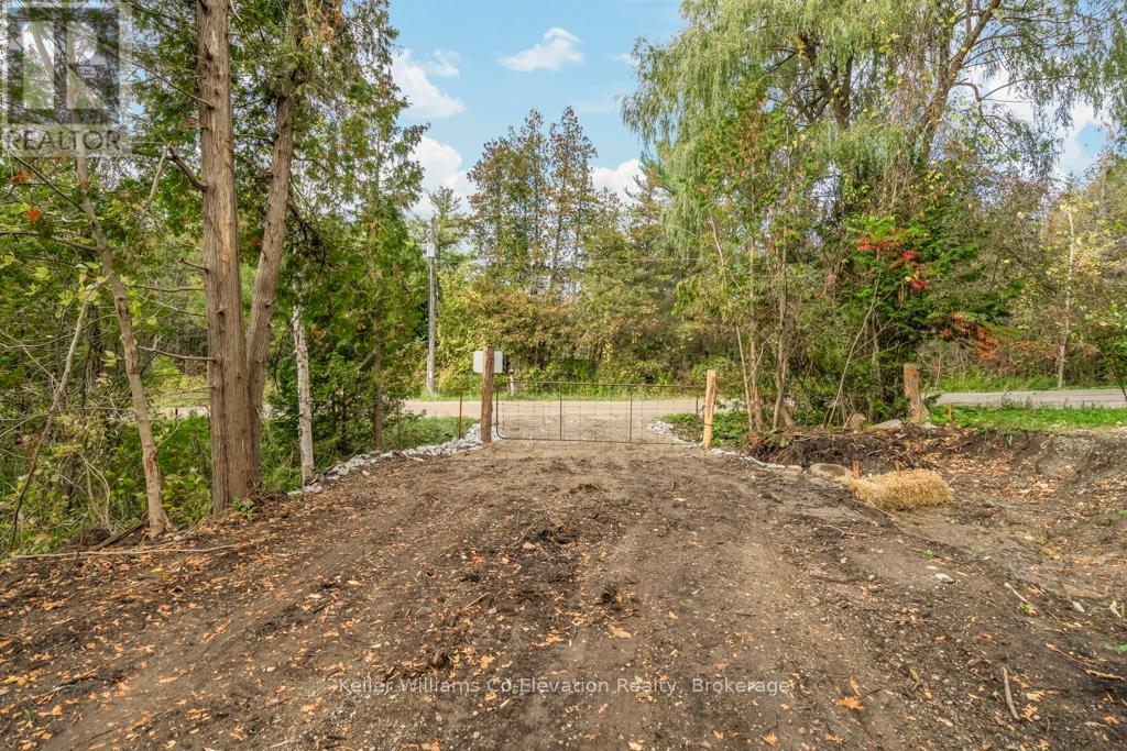 4060 10th Side Road, Bradford West Gwillimbury, Ontario  L3Z 3V2 - Photo 41 - N12773140