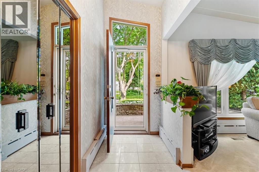 7 Glenayr Place, St. Catharines, Ontario  L2T 2A2 - Photo 10 - 40804059