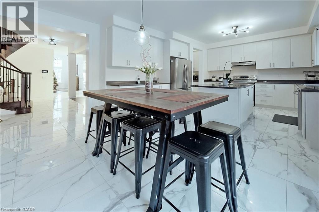 216 Harcourt Crescent, Woodstock, Ontario  N4T 0H2 - Photo 17 - 40803518