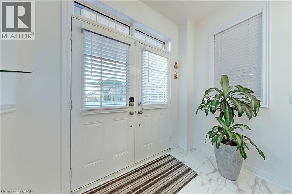 216 Harcourt Crescent, Woodstock, Ontario  N4T 0H2 - Photo 2 - 40803518