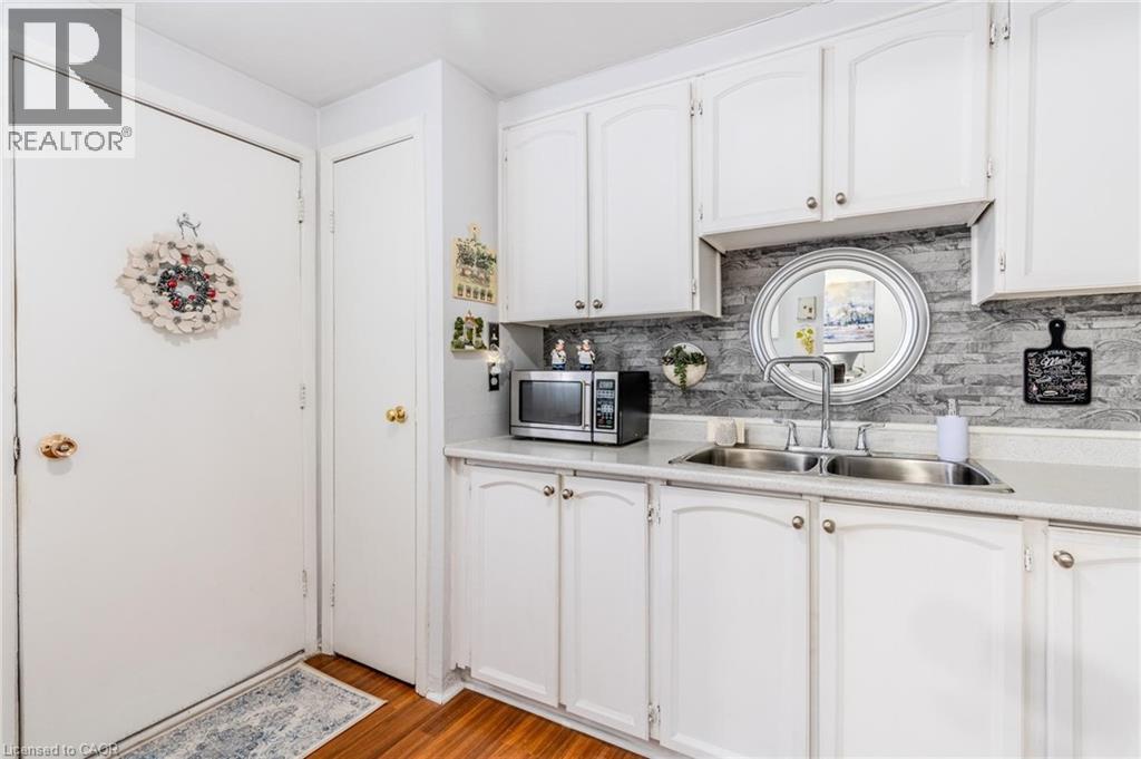 523 Parkview Crescent Unit# 9, Cambridge, Ontario  N3H 4Z9 - Photo 12 - 40804076