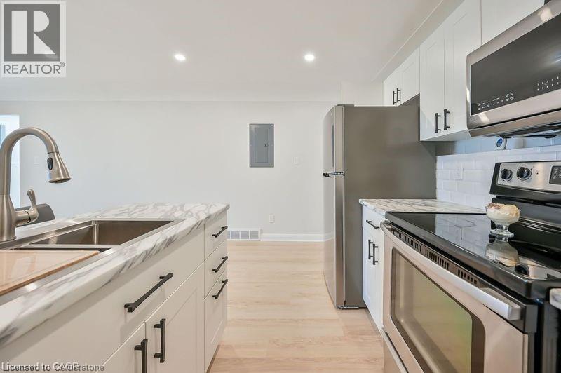 738 Mohawk Road E Unit# Upper Unit, Hamilton, Ontario  L8T 2R1 - Photo 2 - 40803851