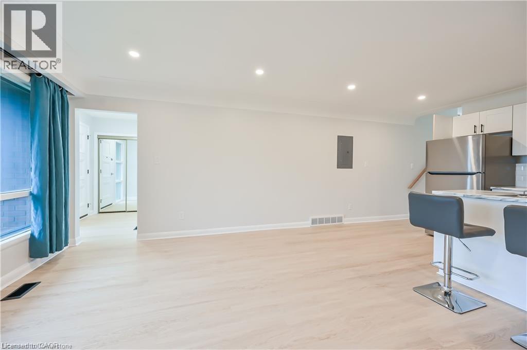 738 Mohawk Road E Unit# Upper Unit, Hamilton, Ontario  L8T 2R1 - Photo 7 - 40803851