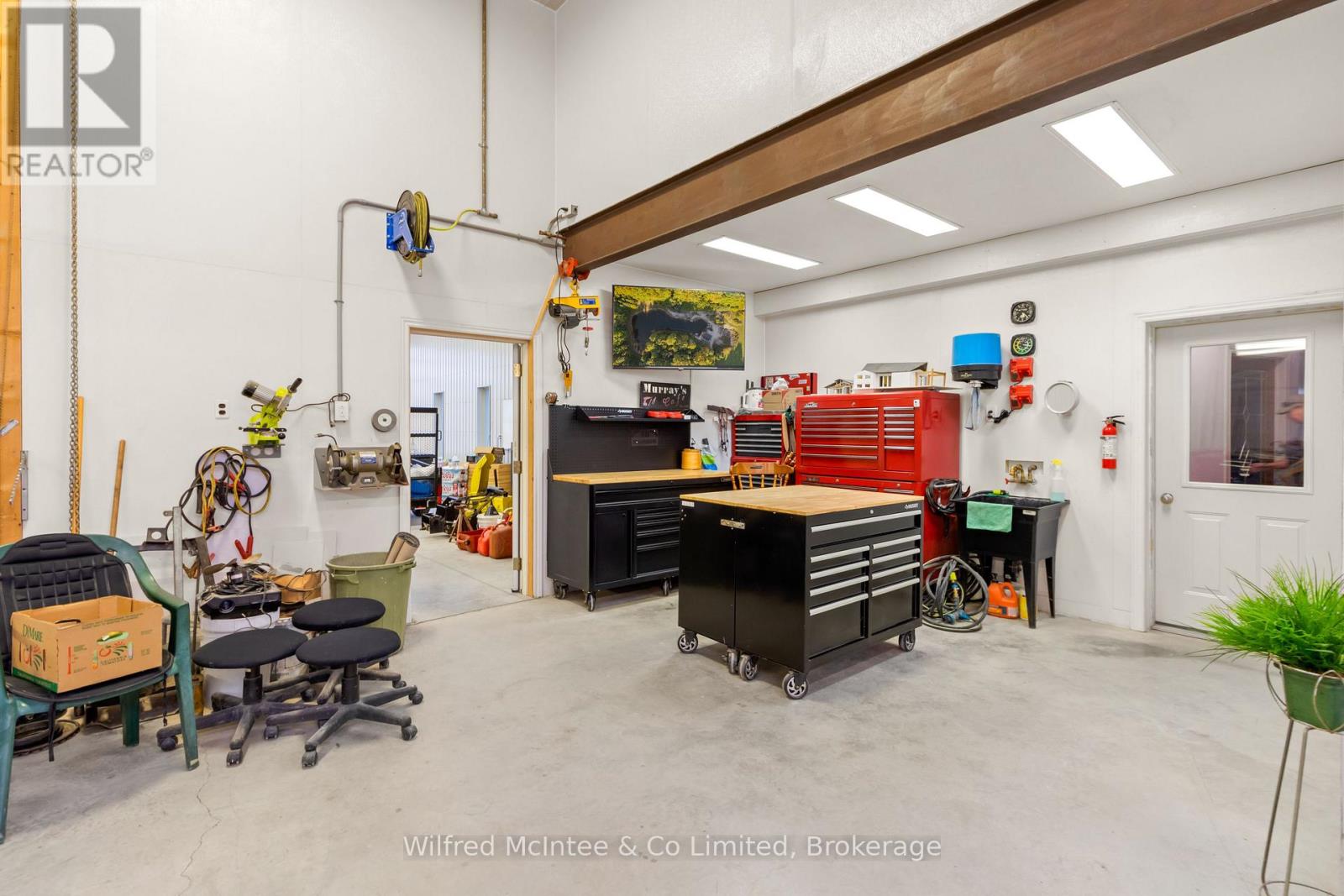 193455 30th Sideroad Ndr, West Grey, Ontario  N4N 3B8 - Photo 9 - X12775732