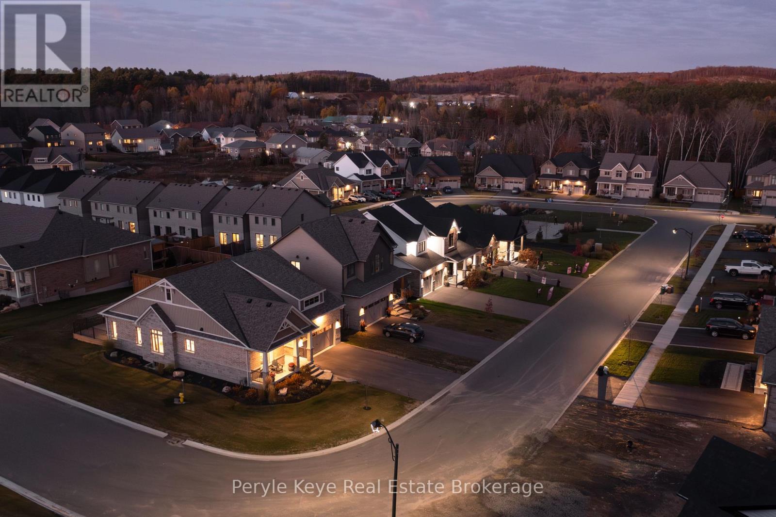 14 Charles Morley Boulevard, Huntsville, Ontario  P1H 0G5 - Photo 43 - X12781970