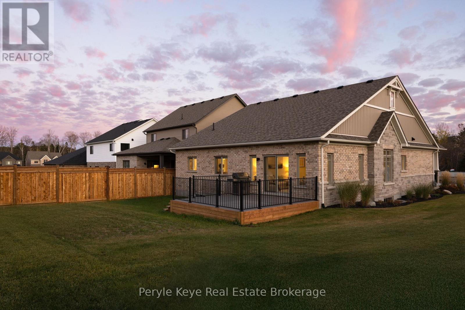 14 Charles Morley Boulevard, Huntsville, Ontario  P1H 0G5 - Photo 5 - X12781970