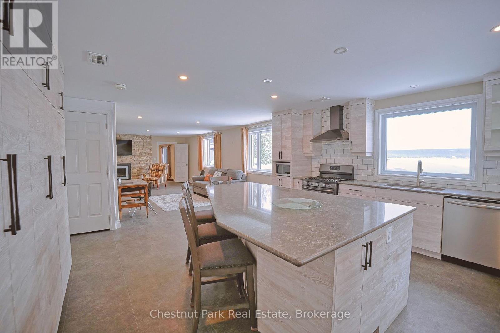 502435 Grey Road 1, Georgian Bluffs, Ontario  N0H 2T0 - Photo 3 - X12782326