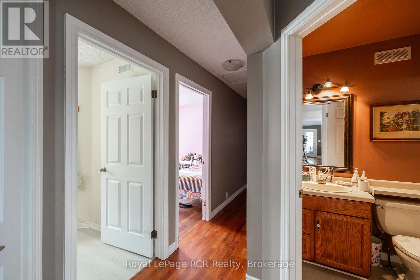 837 7th Avenue, Hanover, Ontario  N4N 2K3 - Photo 21 - X12782508