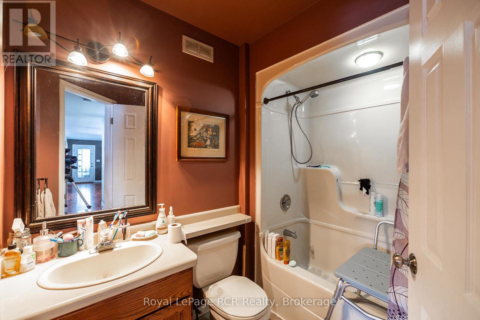 837 7th Avenue, Hanover, Ontario  N4N 2K3 - Photo 22 - X12782508