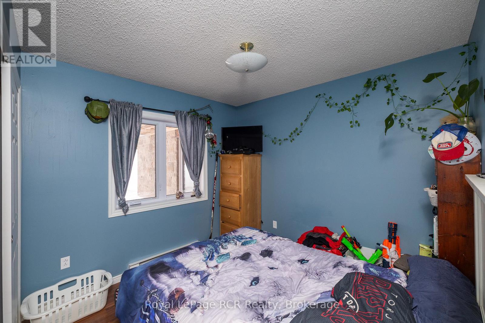 837 7th Avenue, Hanover, Ontario  N4N 2K3 - Photo 34 - X12782508