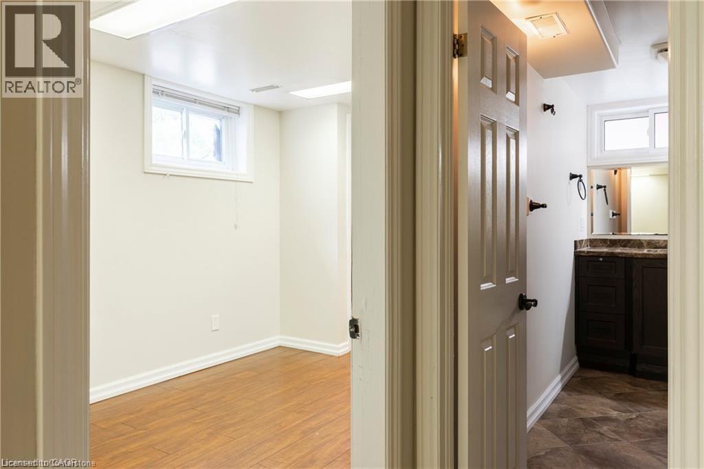 18 Masterson Drive, St. Catharines, Ontario  L2T 3P1 - Photo 29 - 40804814