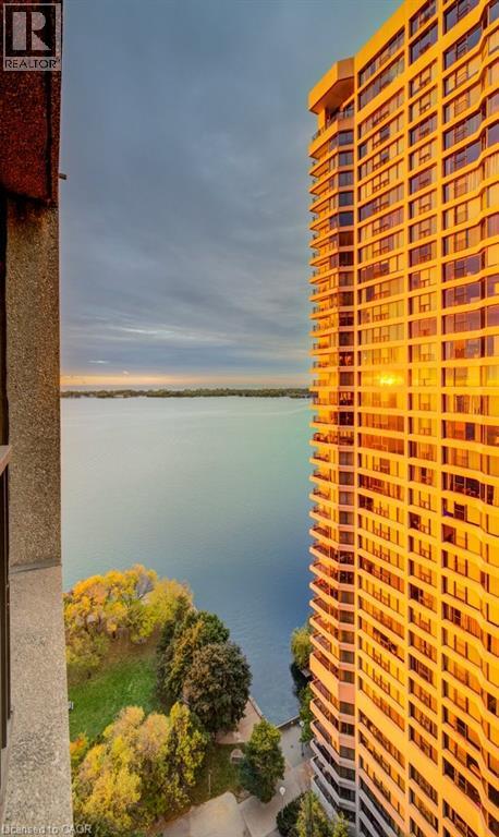 33 Harbour Square Unit# 2409, Toronto, Ontario  M5J 2G2 - Photo 17 - 40804557