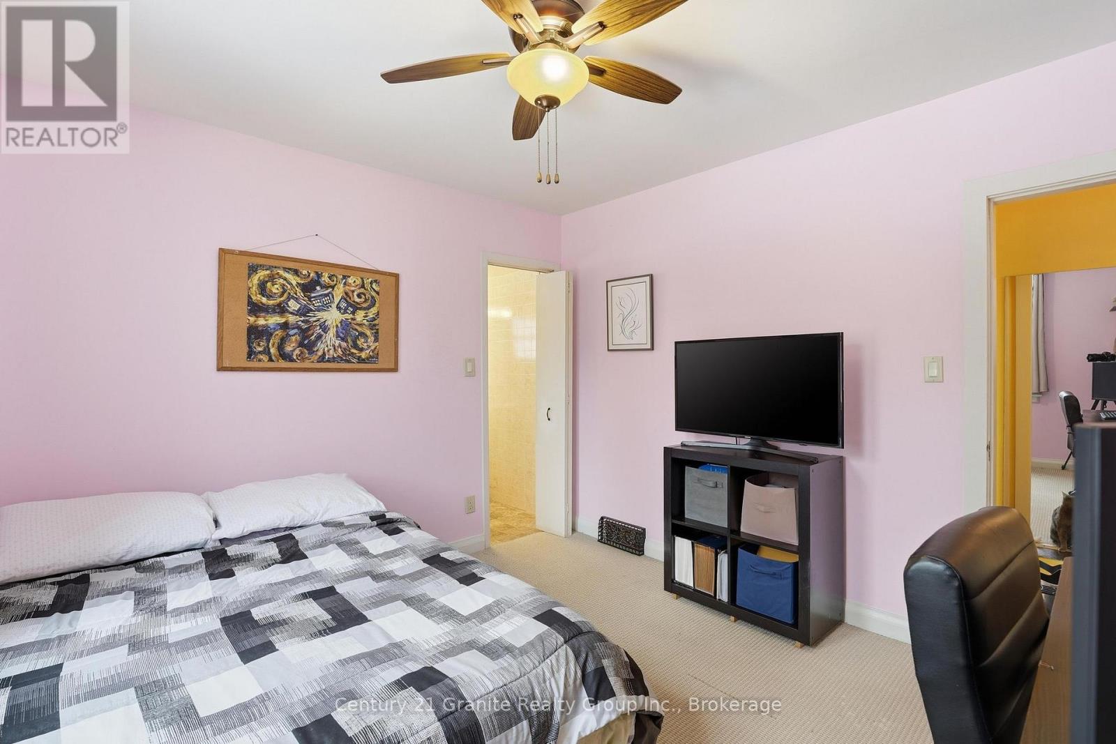 101 Victoria Street, Dysart Et Al, Ontario  K0M 1S0 - Photo 19 - X12784224