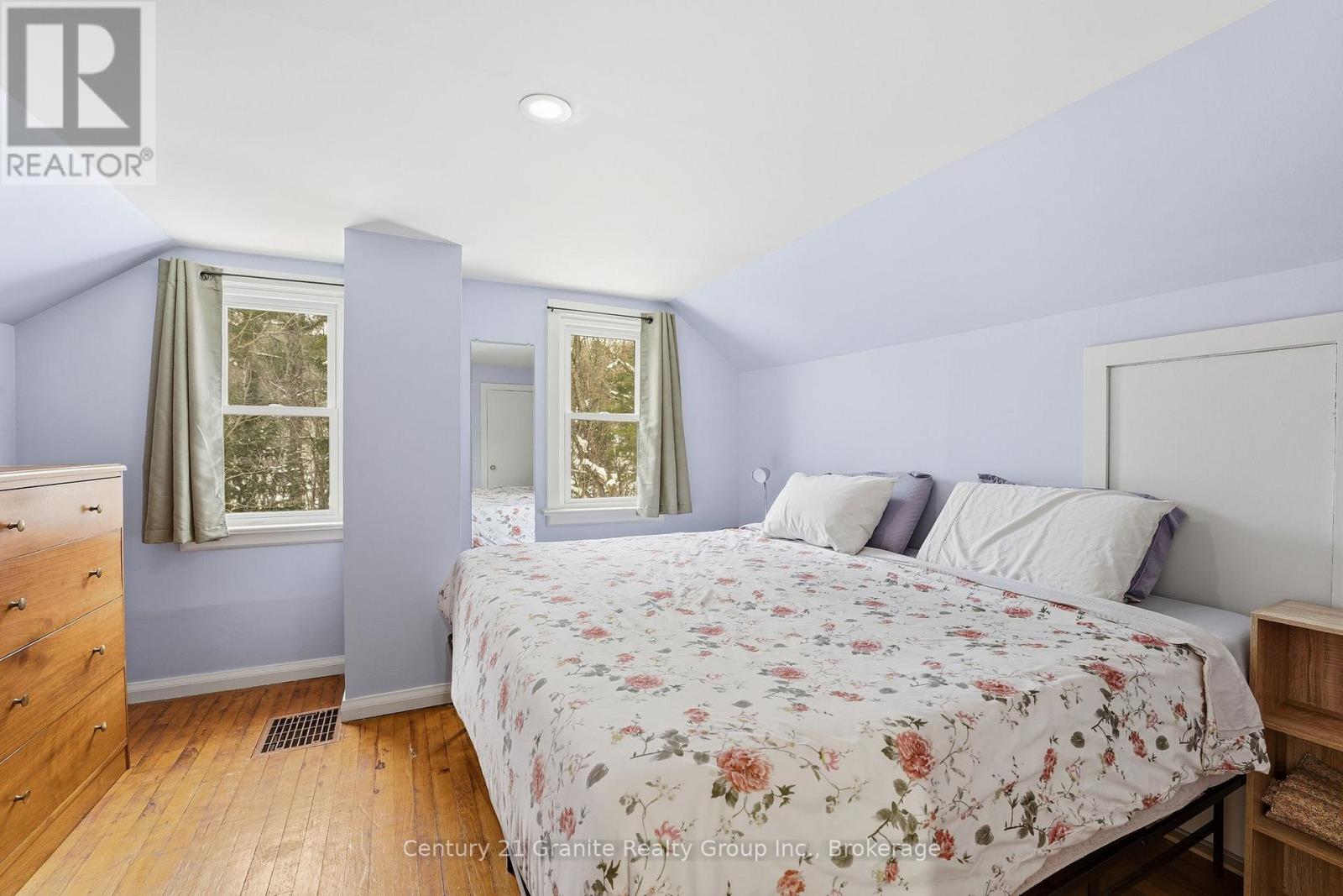 101 Victoria Street, Dysart Et Al, Ontario  K0M 1S0 - Photo 20 - X12784224