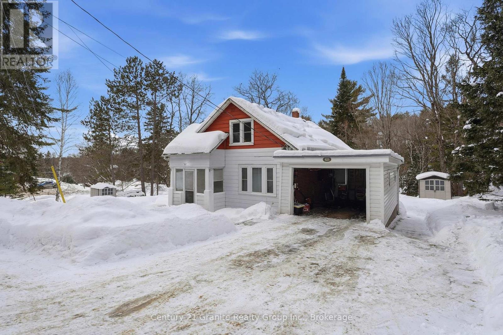 101 Victoria Street, Dysart Et Al, Ontario  K0M 1S0 - Photo 47 - X12784224