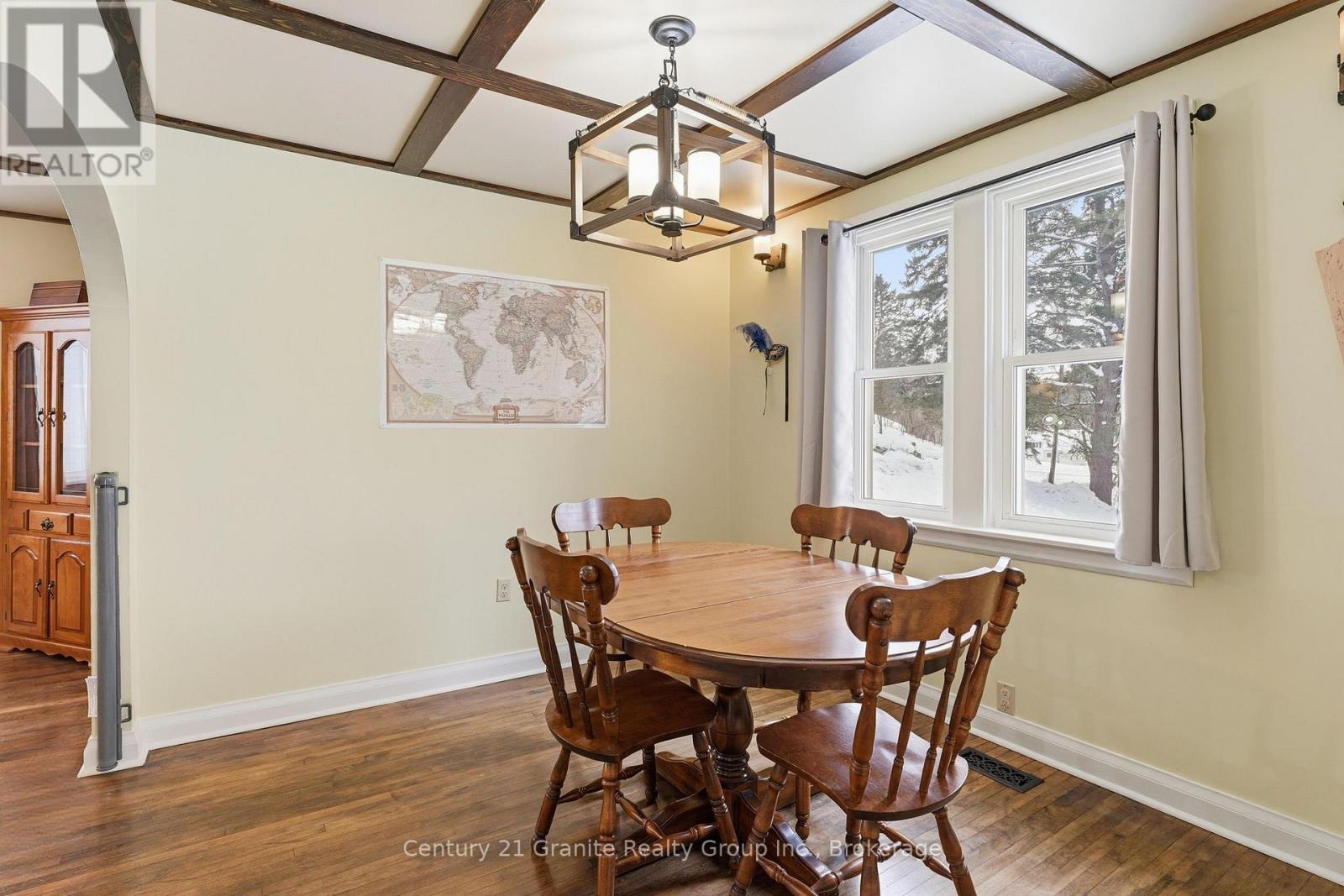 101 Victoria Street, Dysart Et Al, Ontario  K0M 1S0 - Photo 8 - X12784224