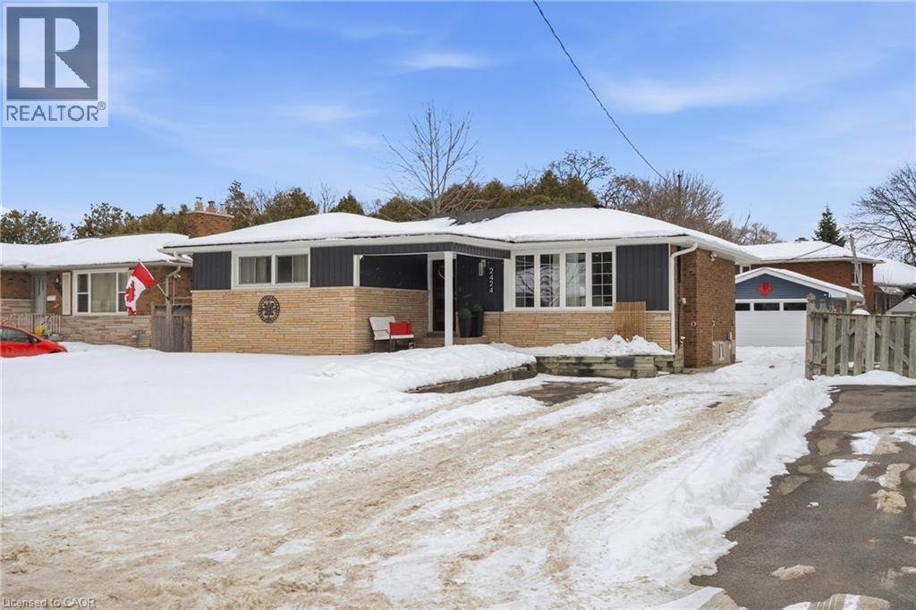 2424 EILEEN Drive, Burlington, Ontario