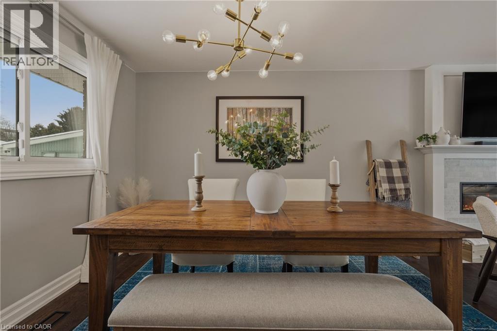 2424 Eileen Drive, Burlington, Ontario  L7R 1M8 - Photo 10 - 40804727