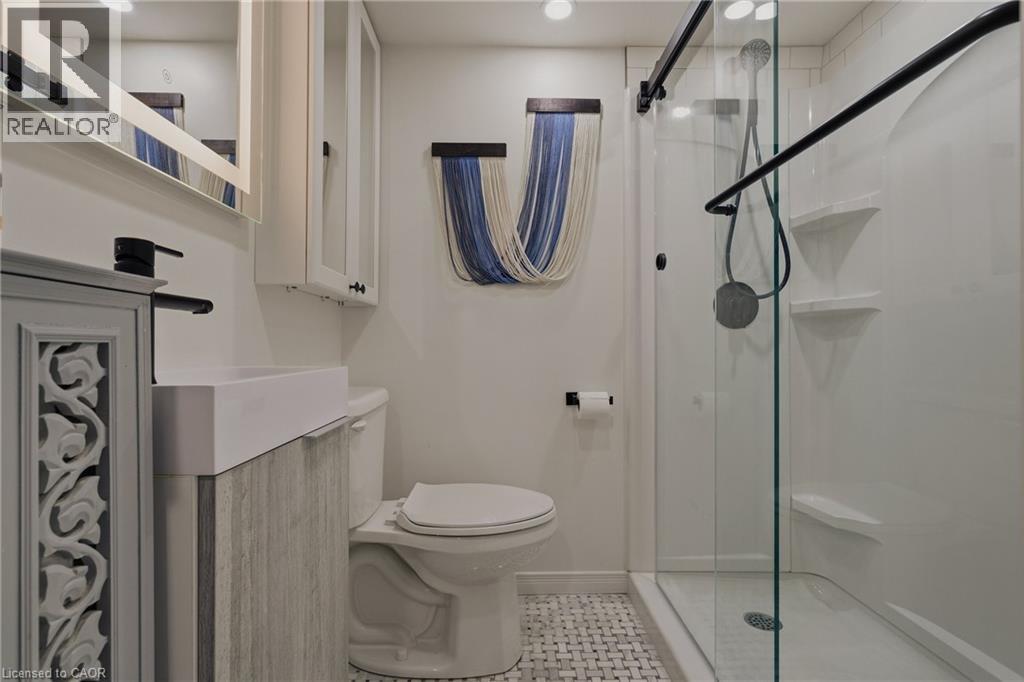 2424 Eileen Drive, Burlington, Ontario  L7R 1M8 - Photo 28 - 40804727