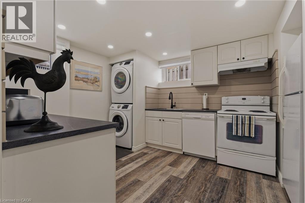 2424 Eileen Drive, Burlington, Ontario  L7R 1M8 - Photo 30 - 40804727