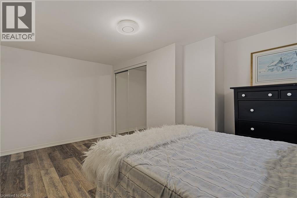 2424 Eileen Drive, Burlington, Ontario  L7R 1M8 - Photo 32 - 40804727