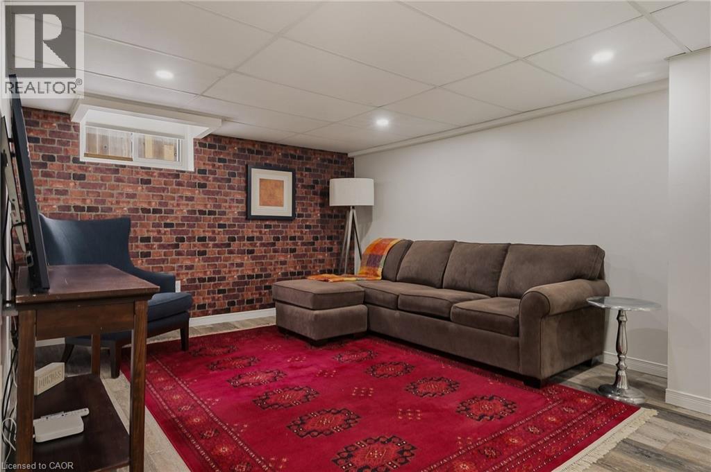 2424 Eileen Drive, Burlington, Ontario  L7R 1M8 - Photo 36 - 40804727