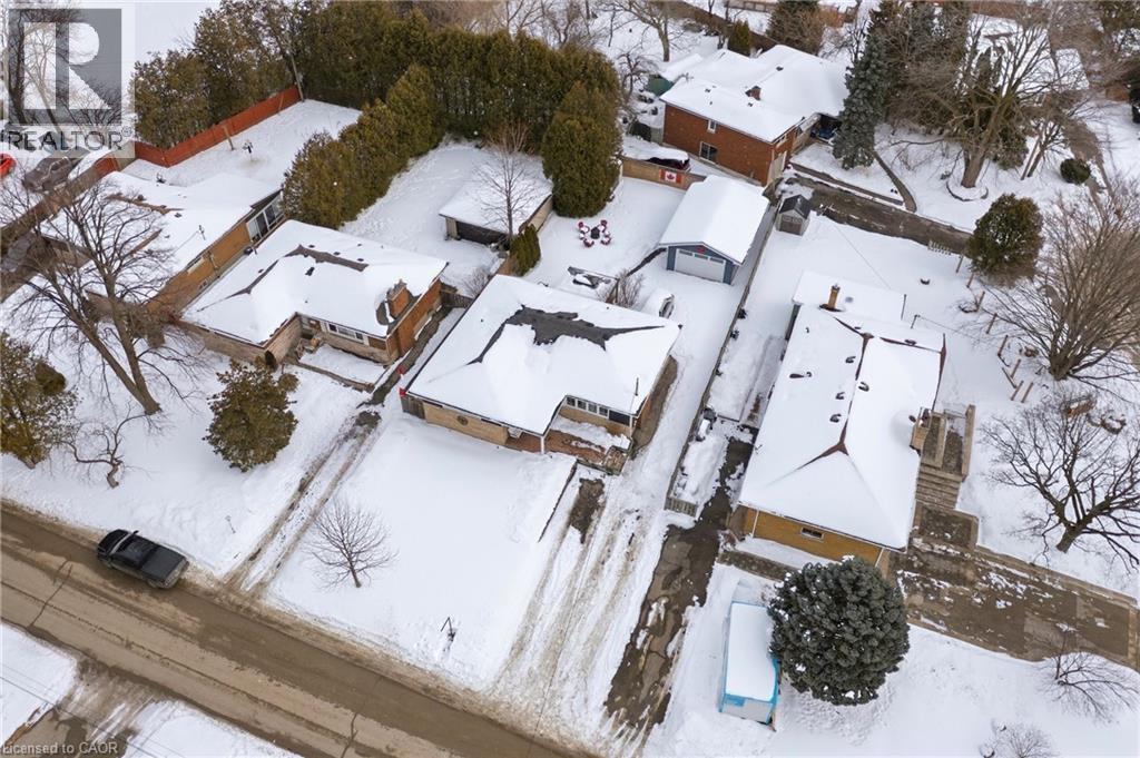 2424 Eileen Drive, Burlington, Ontario  L7R 1M8 - Photo 45 - 40804727