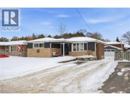 2424 EILEEN Drive, Burlington, Ontario