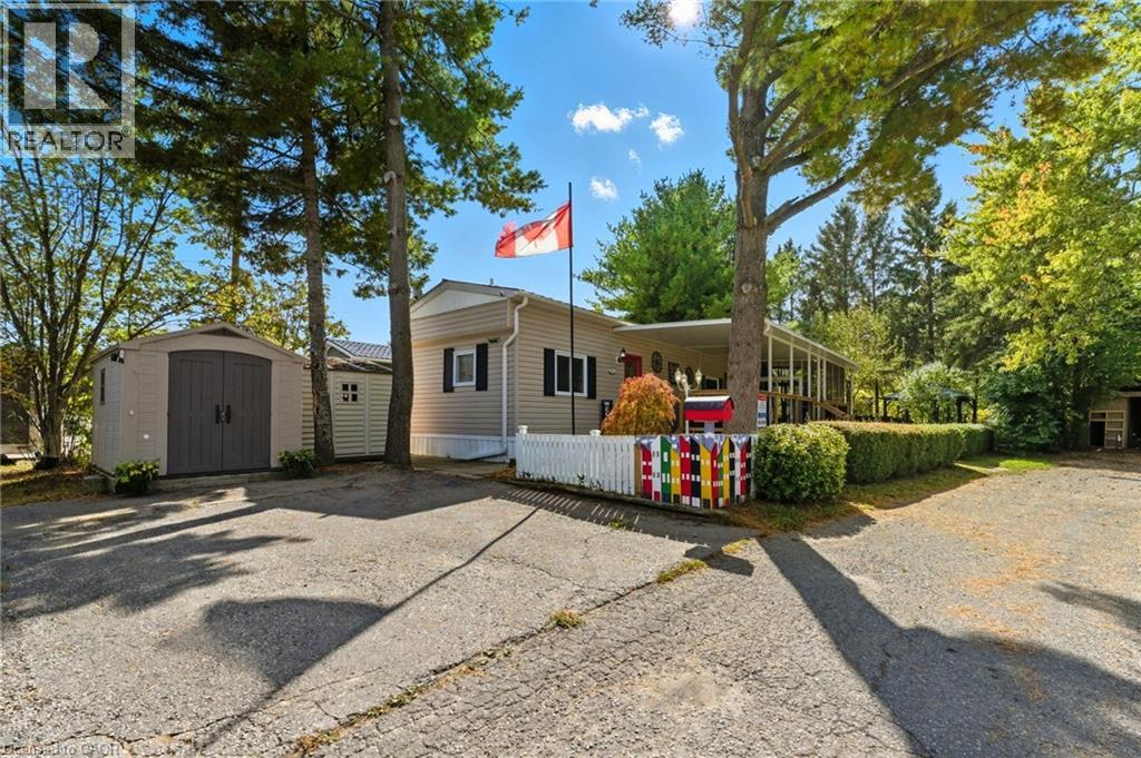 673 BRANT WATERLOO Road Unit# 518, Ayr, Ontario