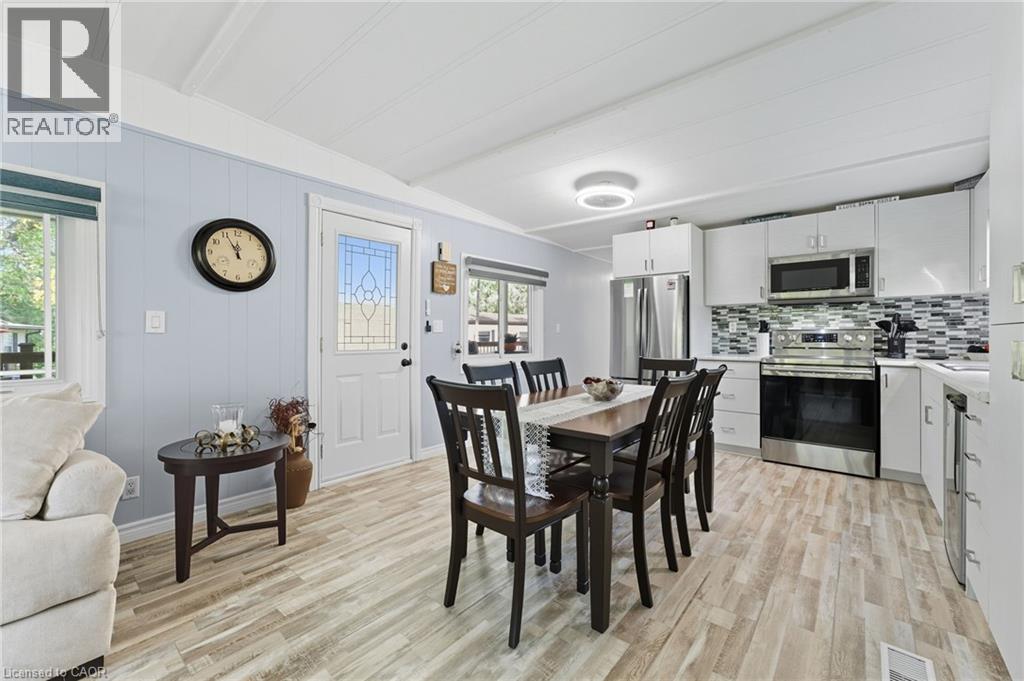 673 Brant Waterloo Road Unit# 518, Ayr, Ontario  N0B 1E0 - Photo 6 - 40804605