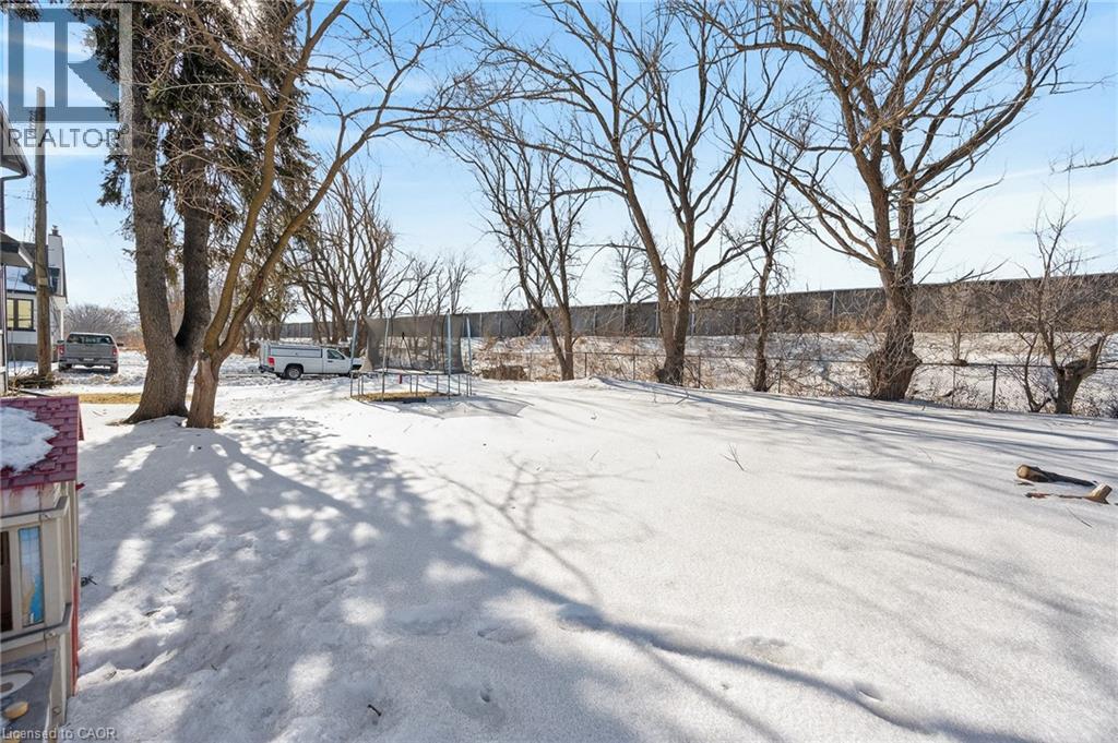 9 Bayside Avenue, Hamilton, Ontario  L8H 7B3 - Photo 34 - 40804951