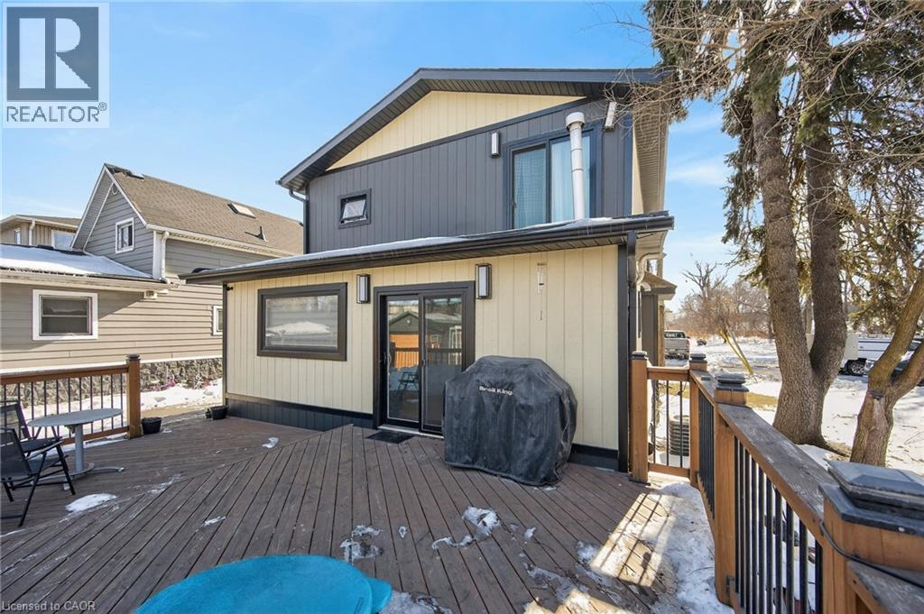 9 Bayside Avenue, Hamilton, Ontario  L8H 7B3 - Photo 39 - 40804951