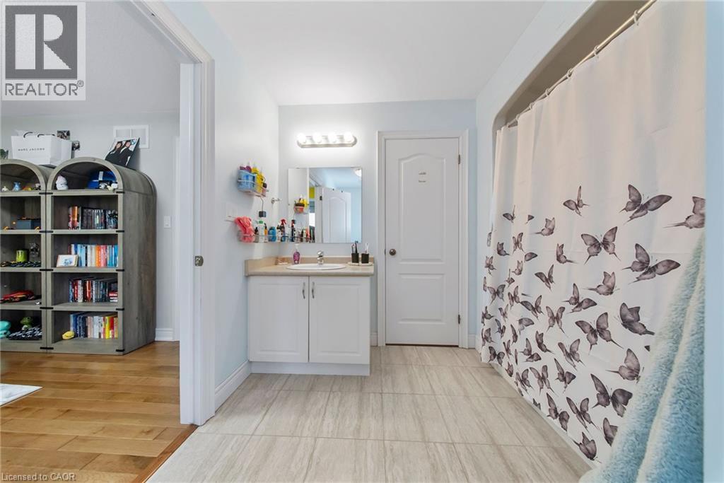 59 Greti Drive, Hamilton, Ontario  L9B 0E3 - Photo 27 - 40805178