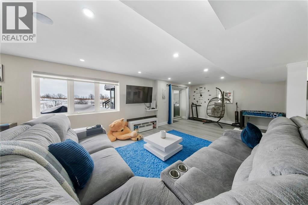 59 Greti Drive, Hamilton, Ontario  L9B 0E3 - Photo 38 - 40805178